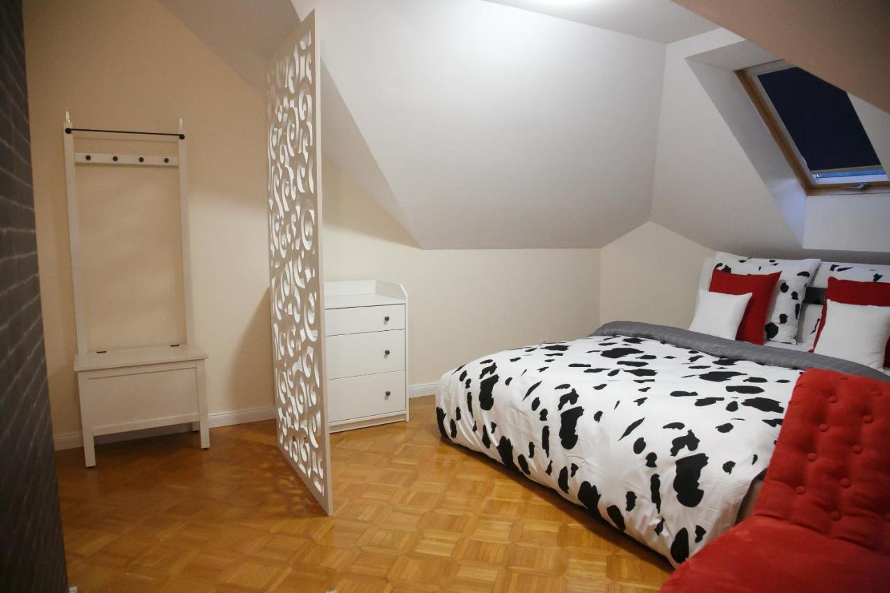 Domek I Apartamenty Zacisze เบรนนา ภายนอก รูปภาพ