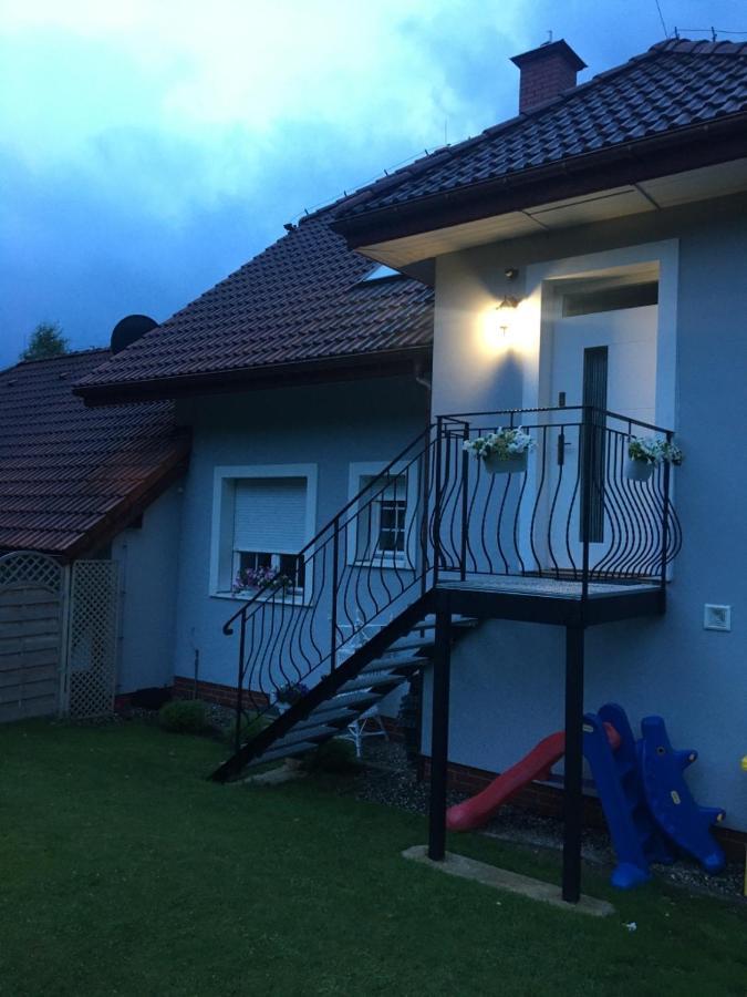 Domek I Apartamenty Zacisze เบรนนา ภายนอก รูปภาพ
